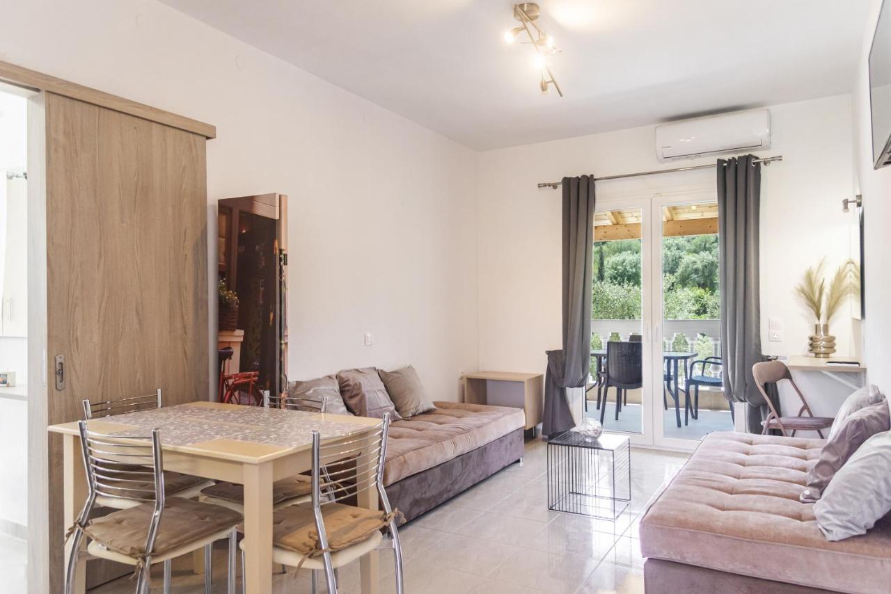 Olive Grove Aparthotel Kavos Bagian luar foto