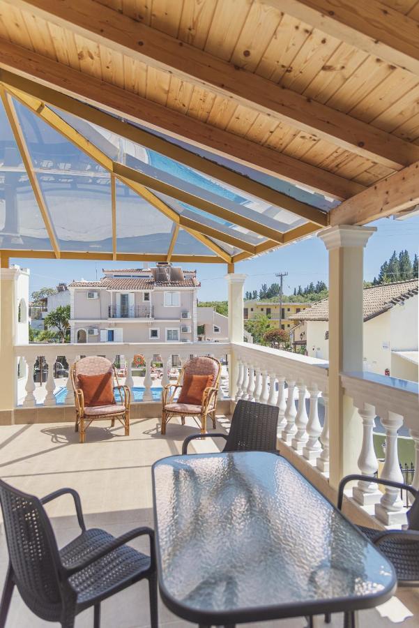 Olive Grove Aparthotel Kavos Bagian luar foto