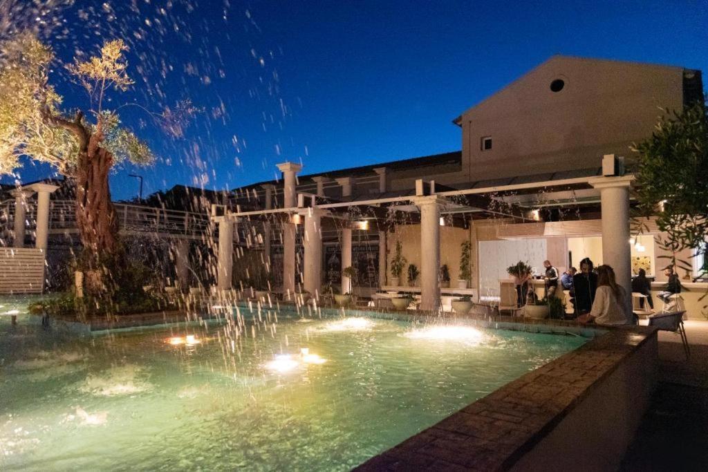 Olive Grove Aparthotel Kavos Bagian luar foto
